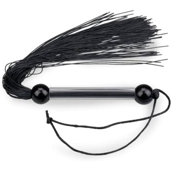 Mini fouet 25 cm noir avec lanières fines en caoutchouc et anse pour poignet.